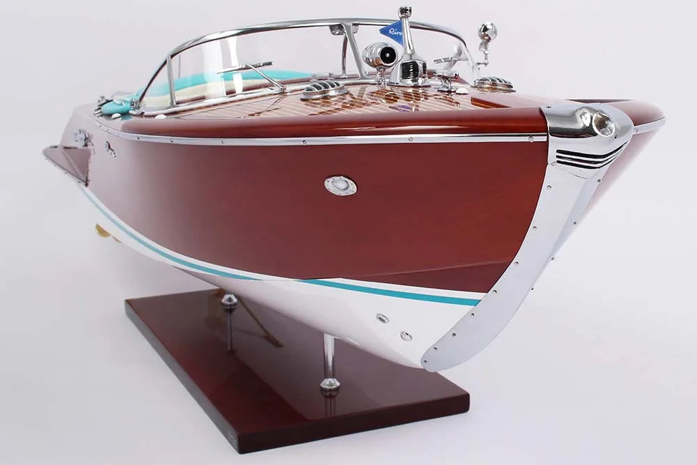 RIVA Model Aquarama Special 87cm