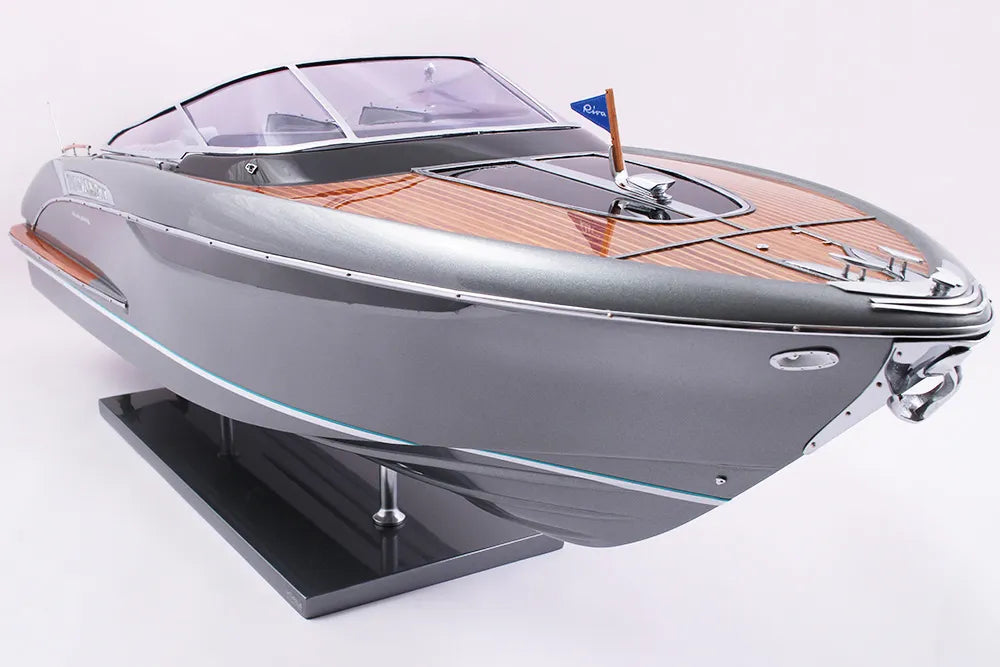 Riva Rivamare ("Grey Shark")