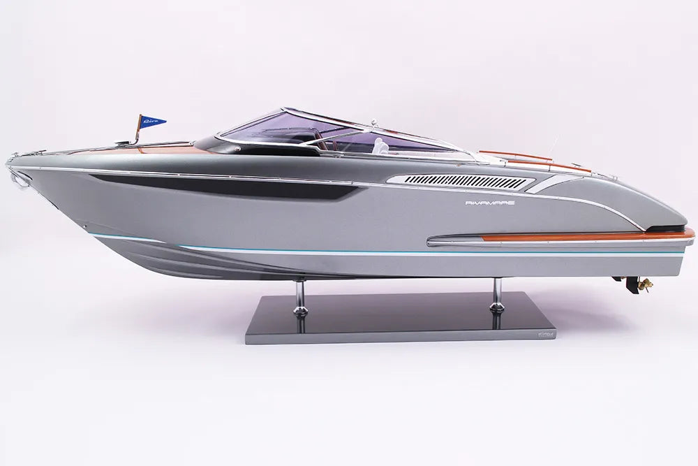 Riva Rivamare ("Grey Shark")