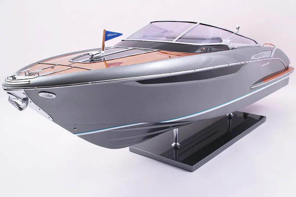 Riva Rivamare ("Grey Shark")