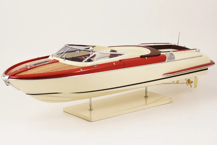 Riva Aquariva Super (ivory hull)