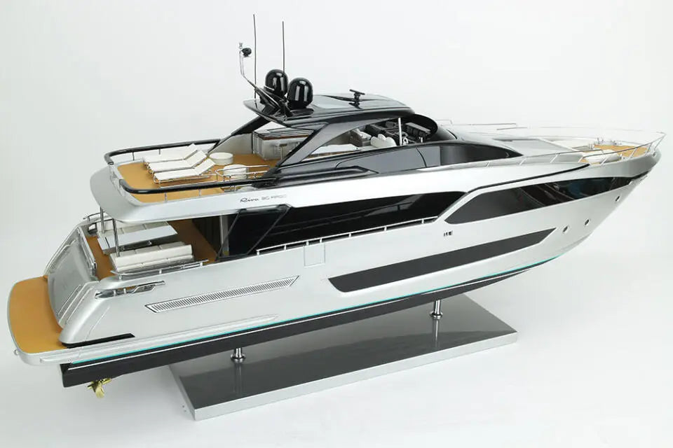 Riva Argo 90′ Regal Silver