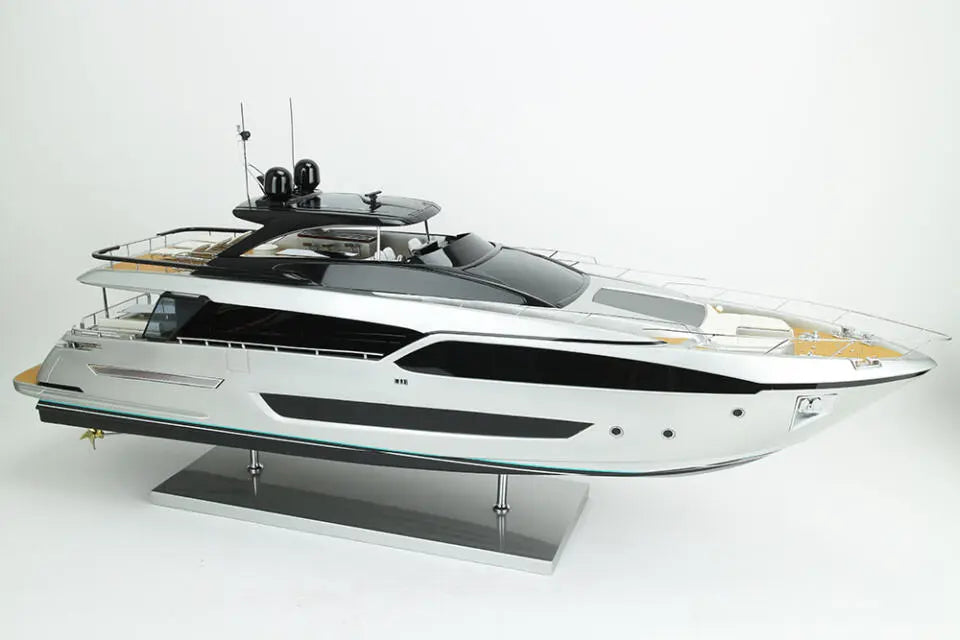 Riva Argo 90′ Regal Silver