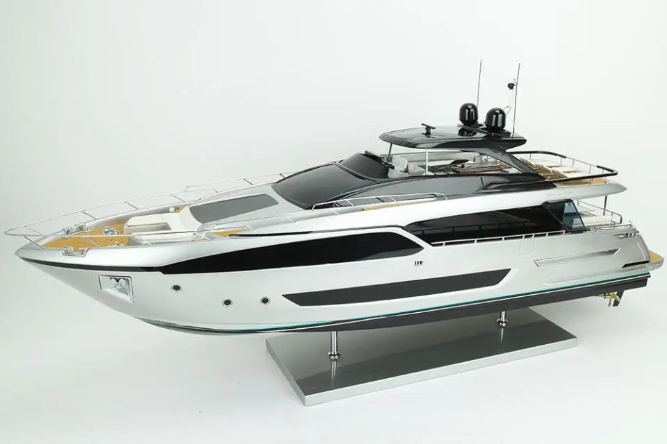 Riva Argo 90′ Regal Silver