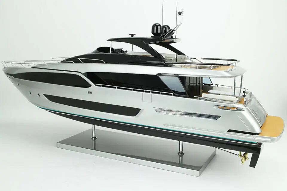 Riva Argo 90′ Regal Silver