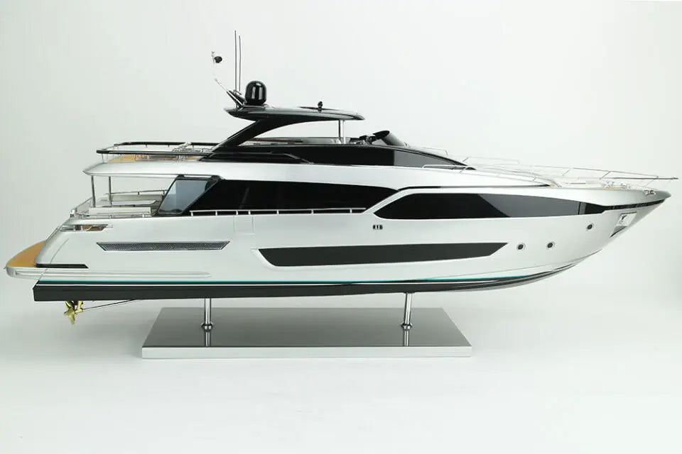 Riva Argo 90′ Regal Silver