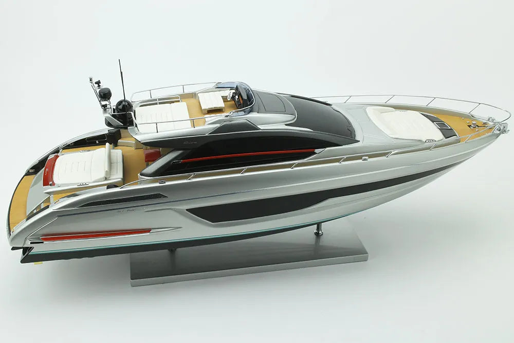 Riva Ribelle 66′ (Regal Silver)