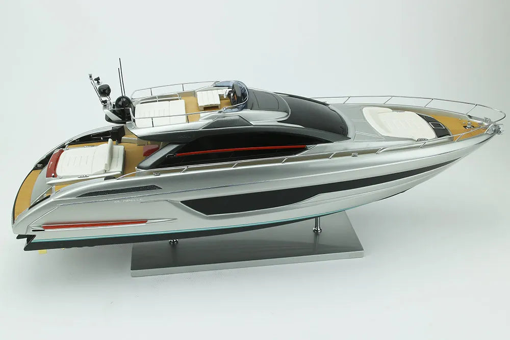 Riva Ribelle 66′ (Regal Silver)