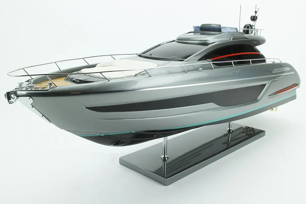 Image Zoom Riva Ribelle 66′ (Grey Shark)