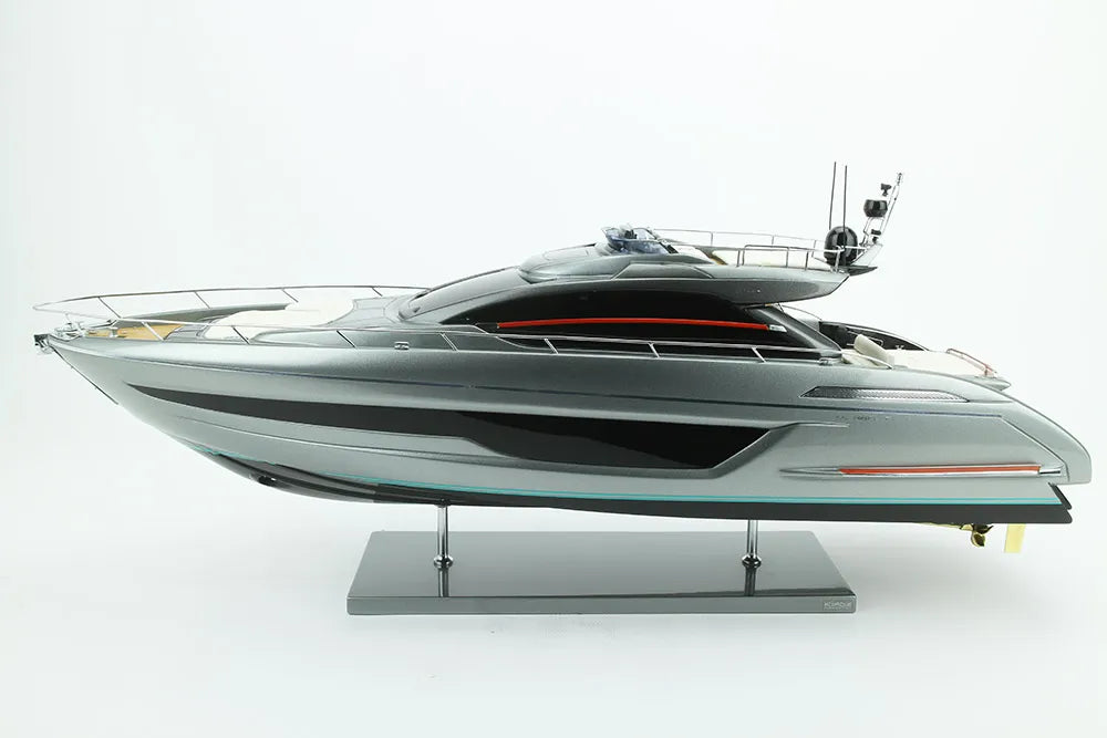 Image Zoom Riva Ribelle 66′ (Grey Shark)