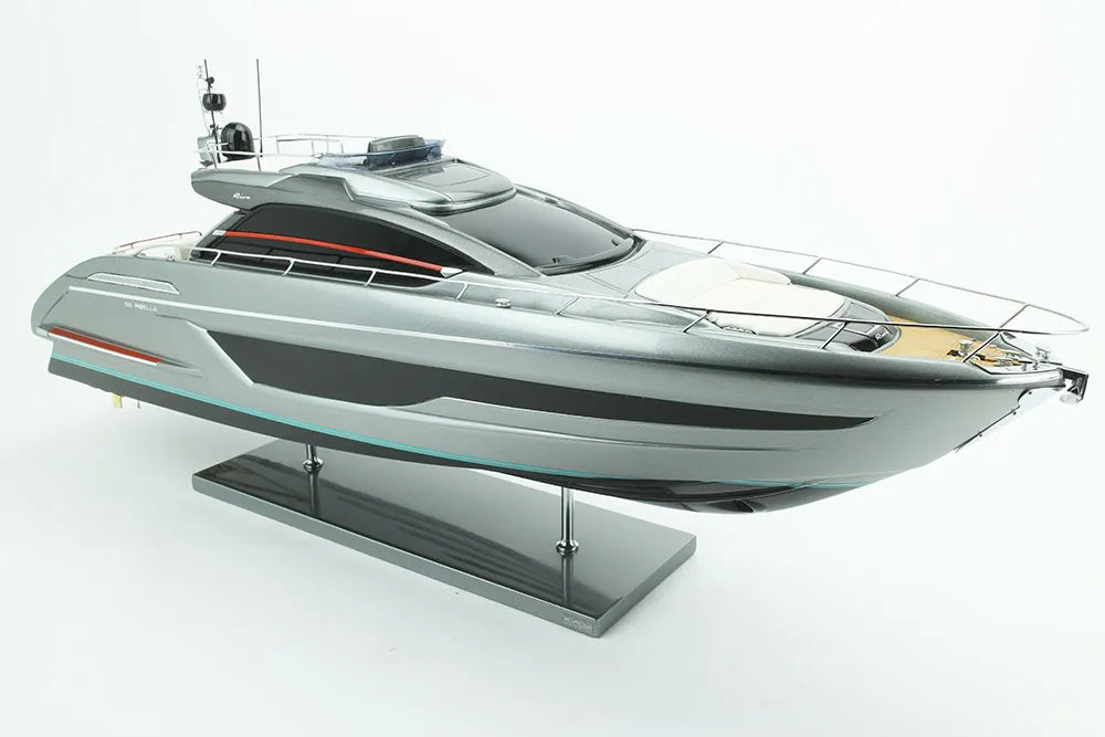 Image Zoom Riva Ribelle 66′ (Grey Shark)