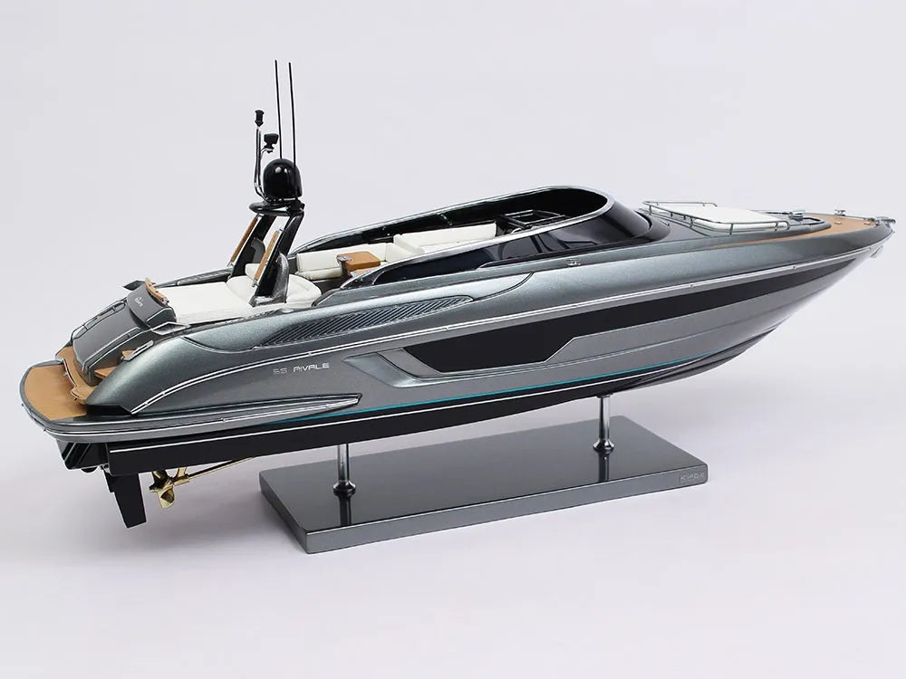 Riva Rivale 56′ (Grey Shark)