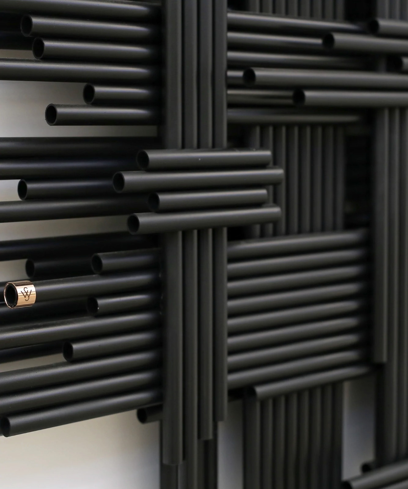 Black Tourmaline edition / Large Wonders of Luxury