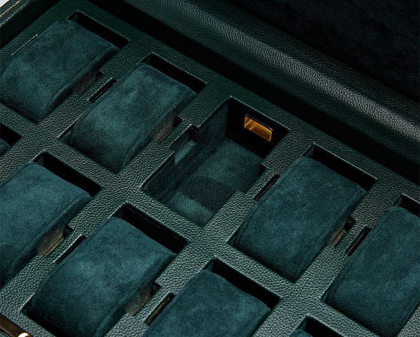 BRITISH RACING 10 PIECE WATCH BOX BLACK