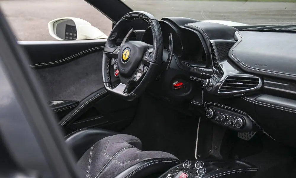 FERRARI 458