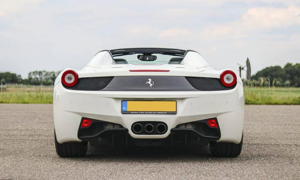 FERRARI 458