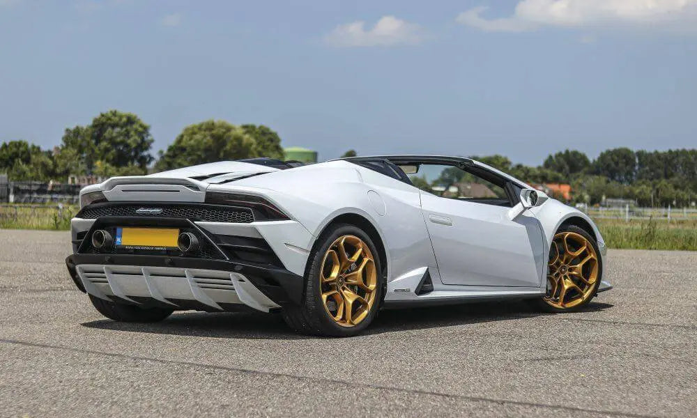 LAMBORGHINI HURACÁN EVO SPYDER