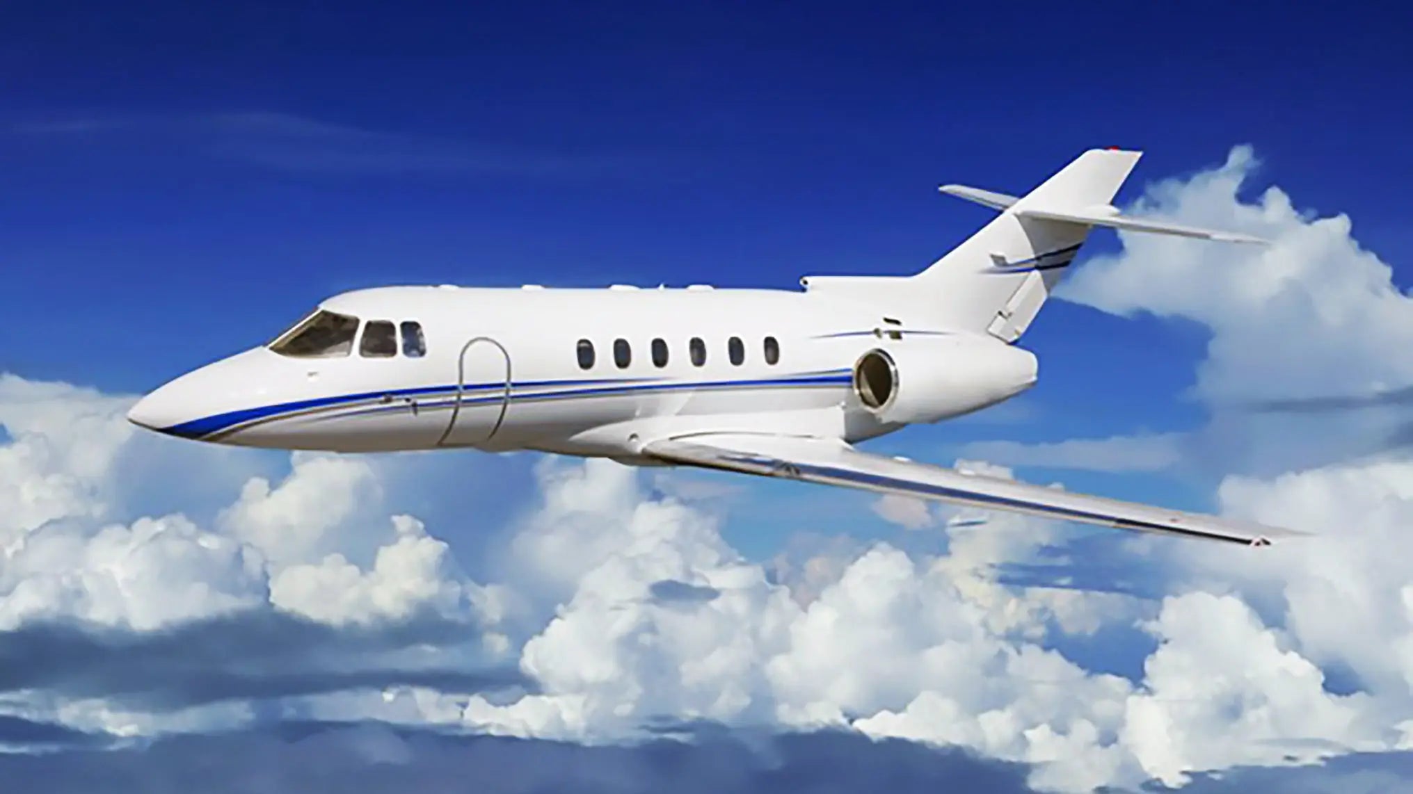 Midsize Private Jet HAWKER-800 XP Jet Maximum flight time