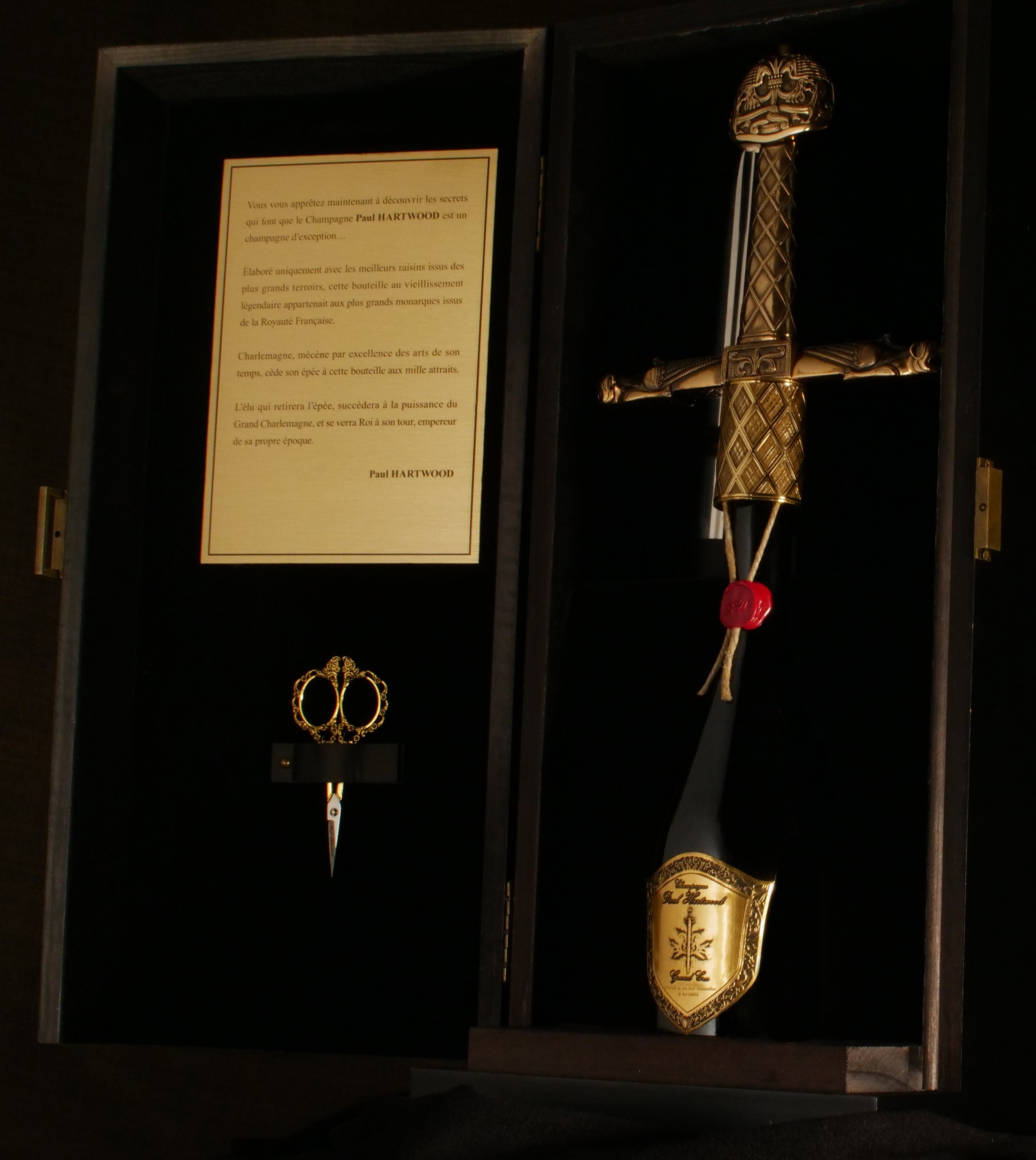 The living sculpture of Champagne | Paul Hartwood Wonders of Luxury - Paul Hartwood Champagne