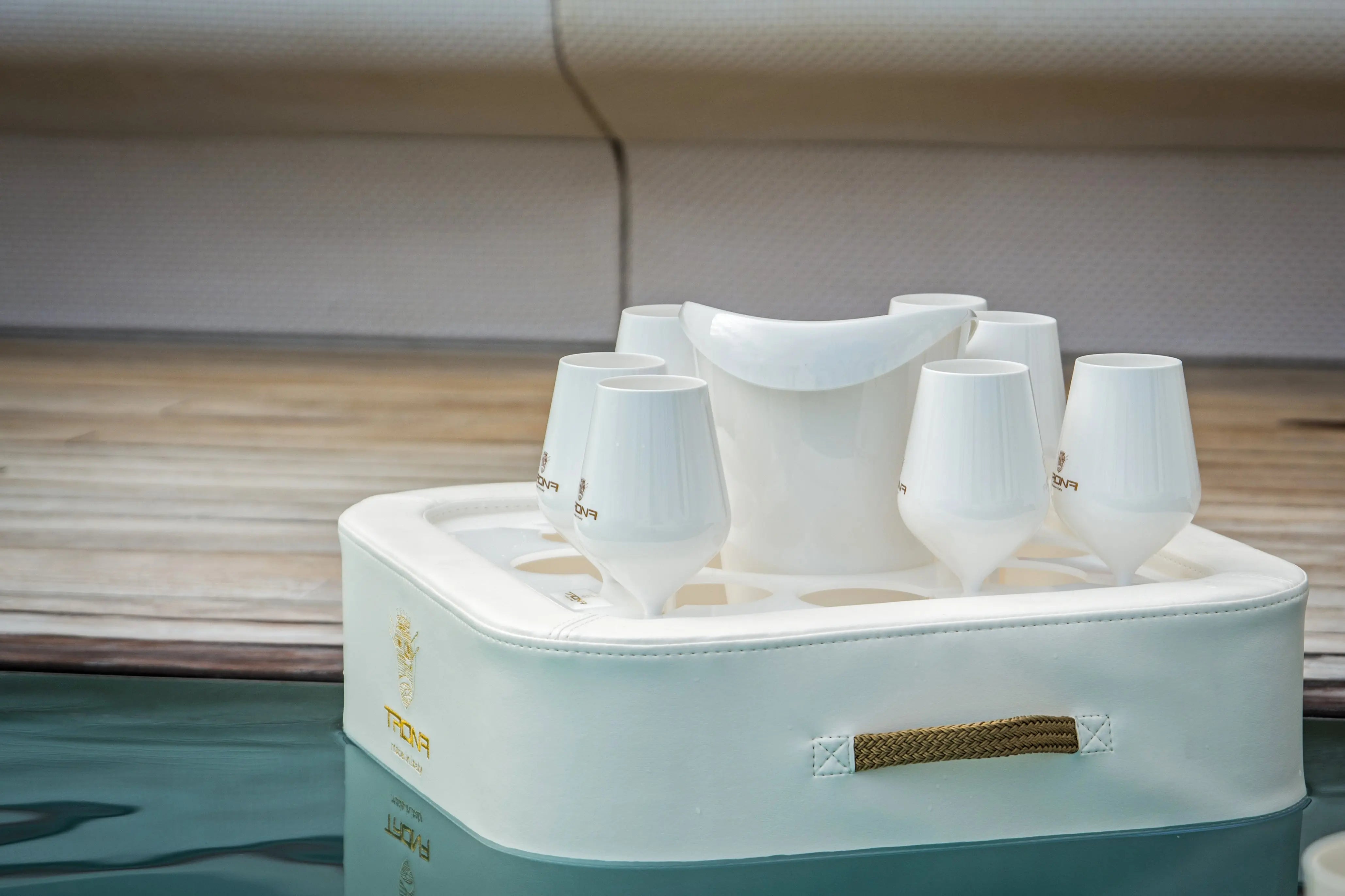 Trona Floating Table / Tray