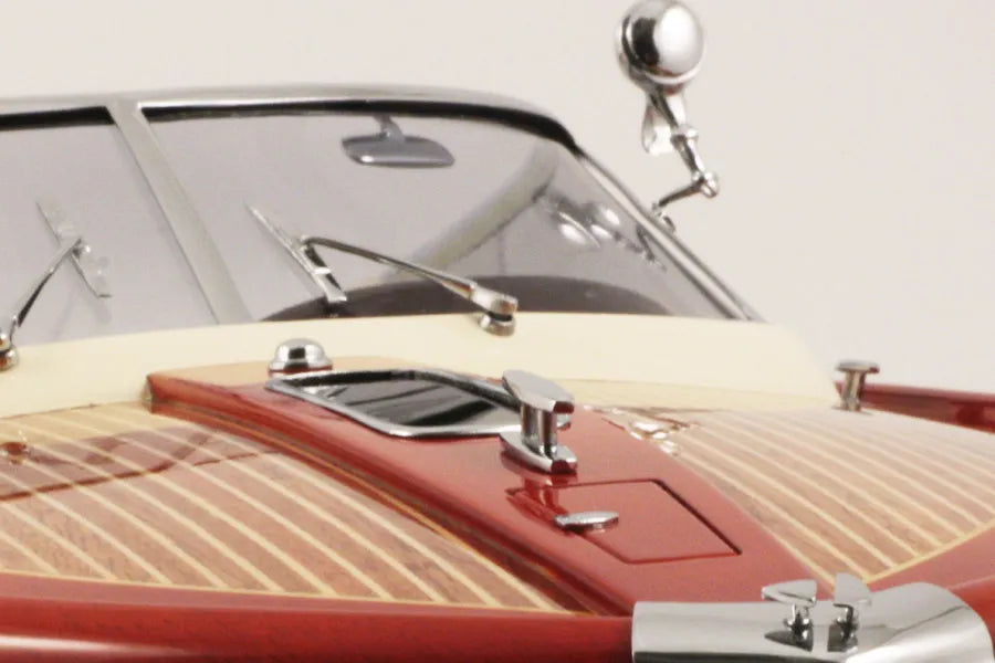 Riva Aquariva Super (ivory hull)