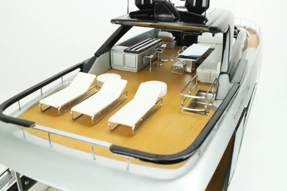 Riva Argo 90′ Regal Silver