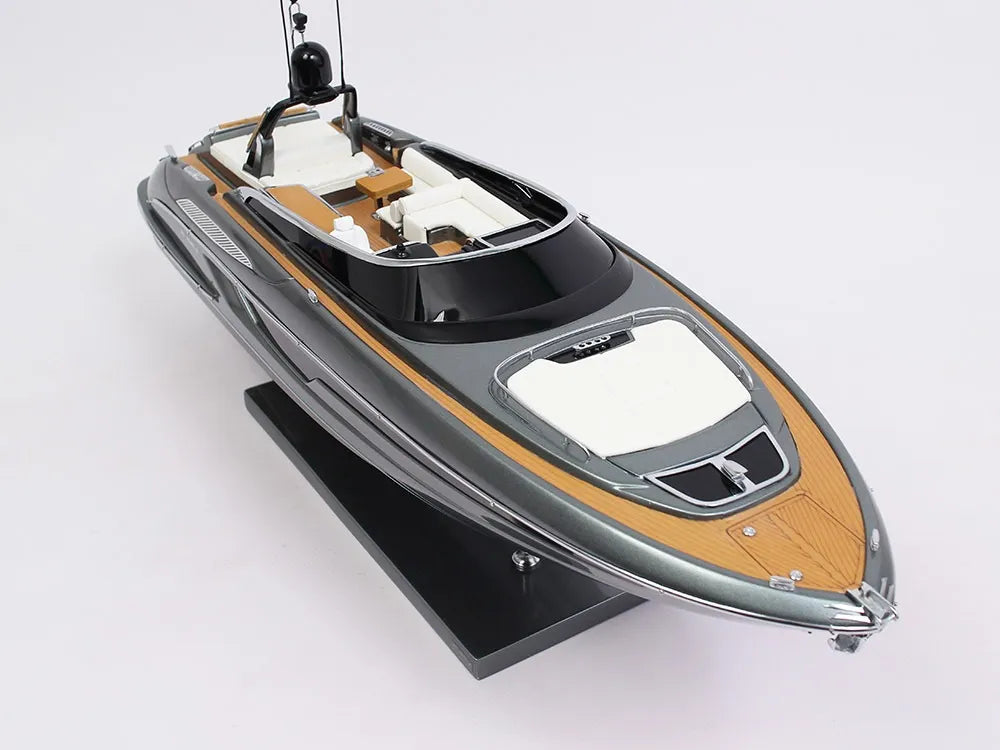 Riva Rivale 56′ (Grey Shark)