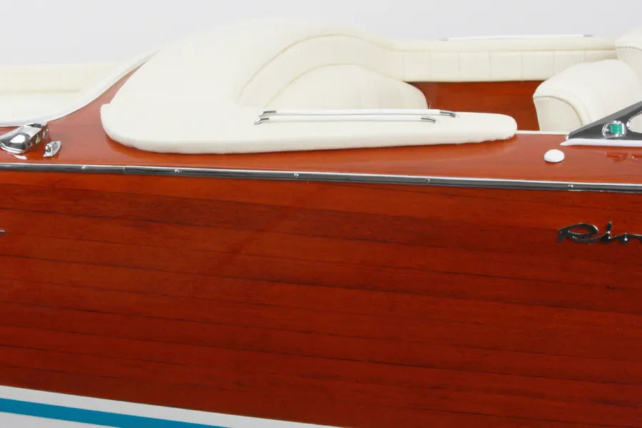 Riva Model Aquarama Special 125cm (Ivory)