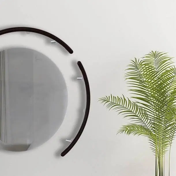 Ciclotte Wall bar a sculpture mirror to perform wall-bar workouts
