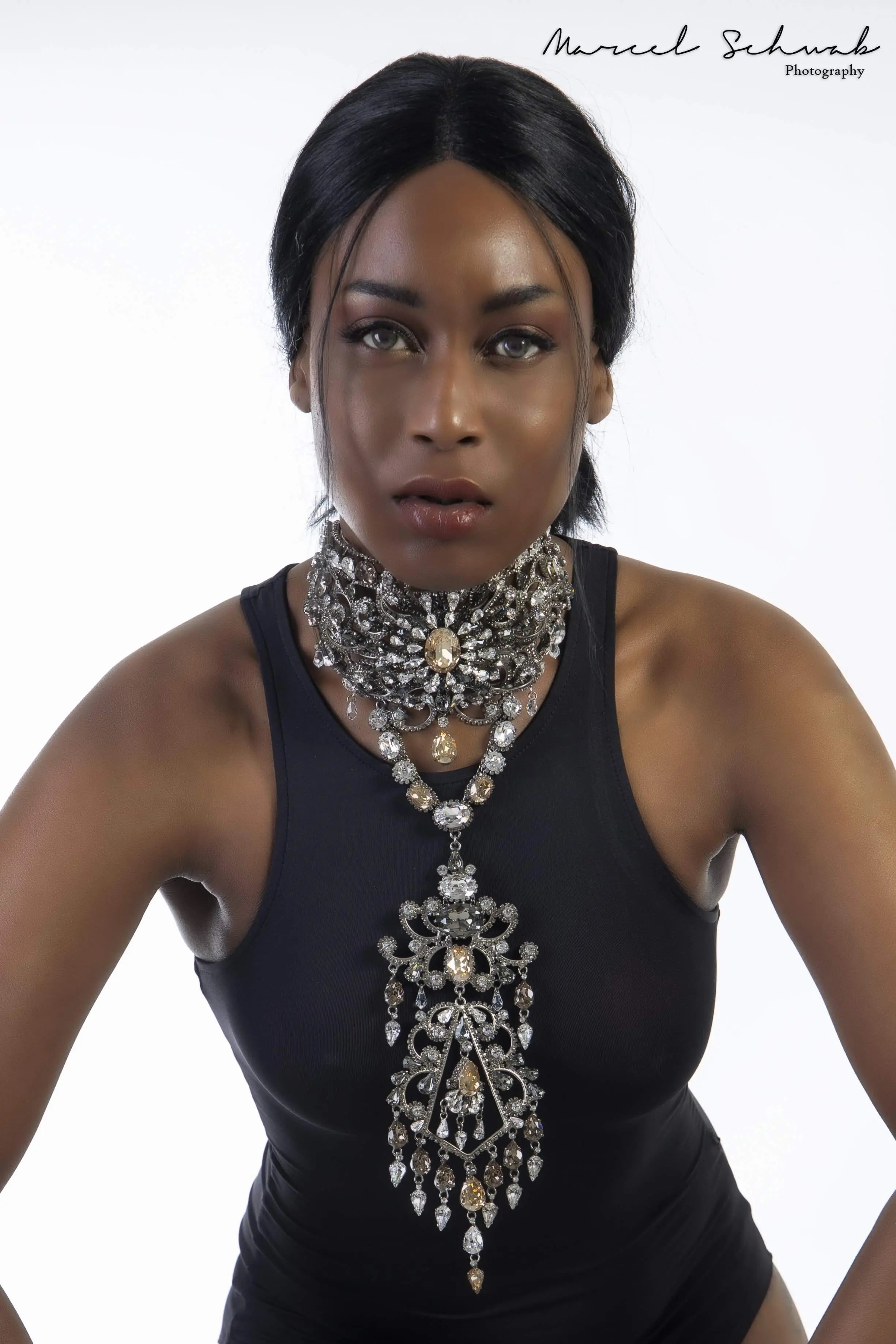 Luxe design ketting met Swarovski-kristallen van Kraton Collection
