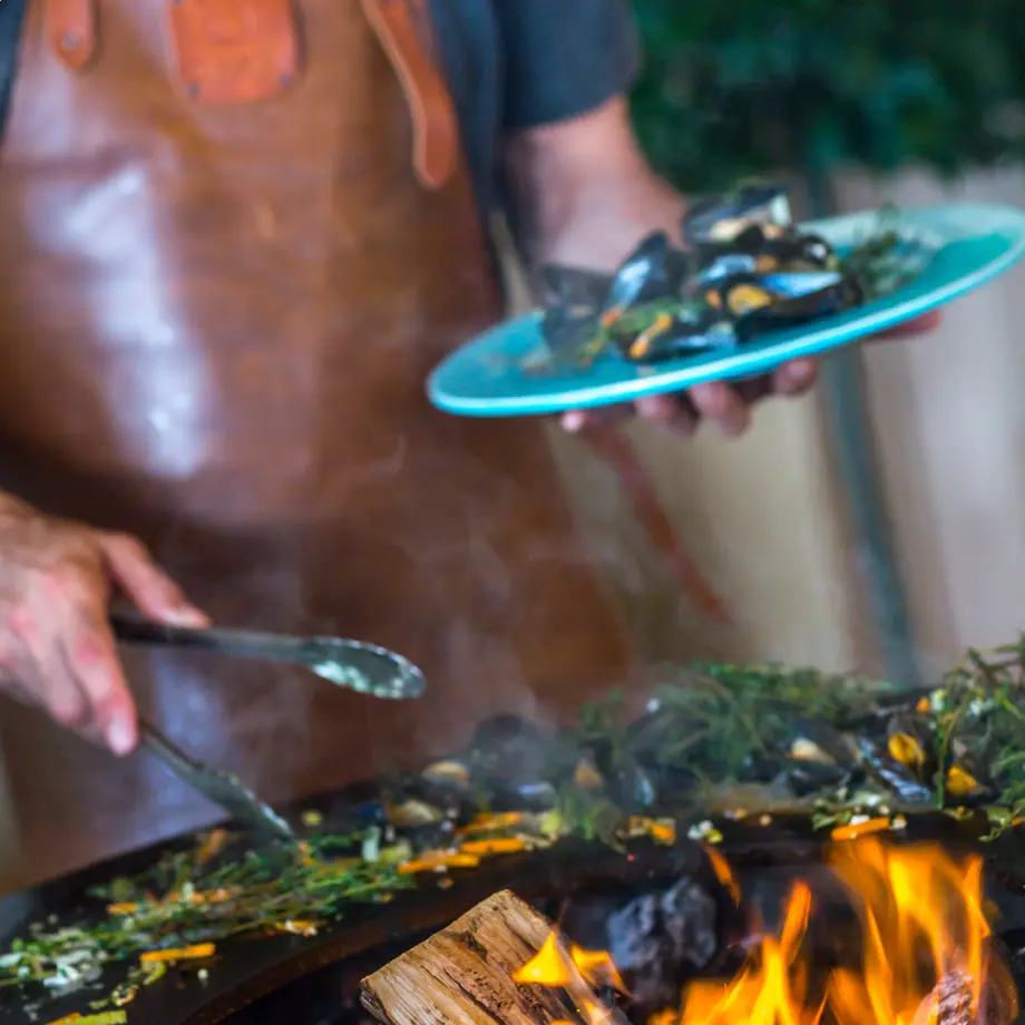 OFYR GRILL ISLAND BLACK TEAK WOOD 85 or 100