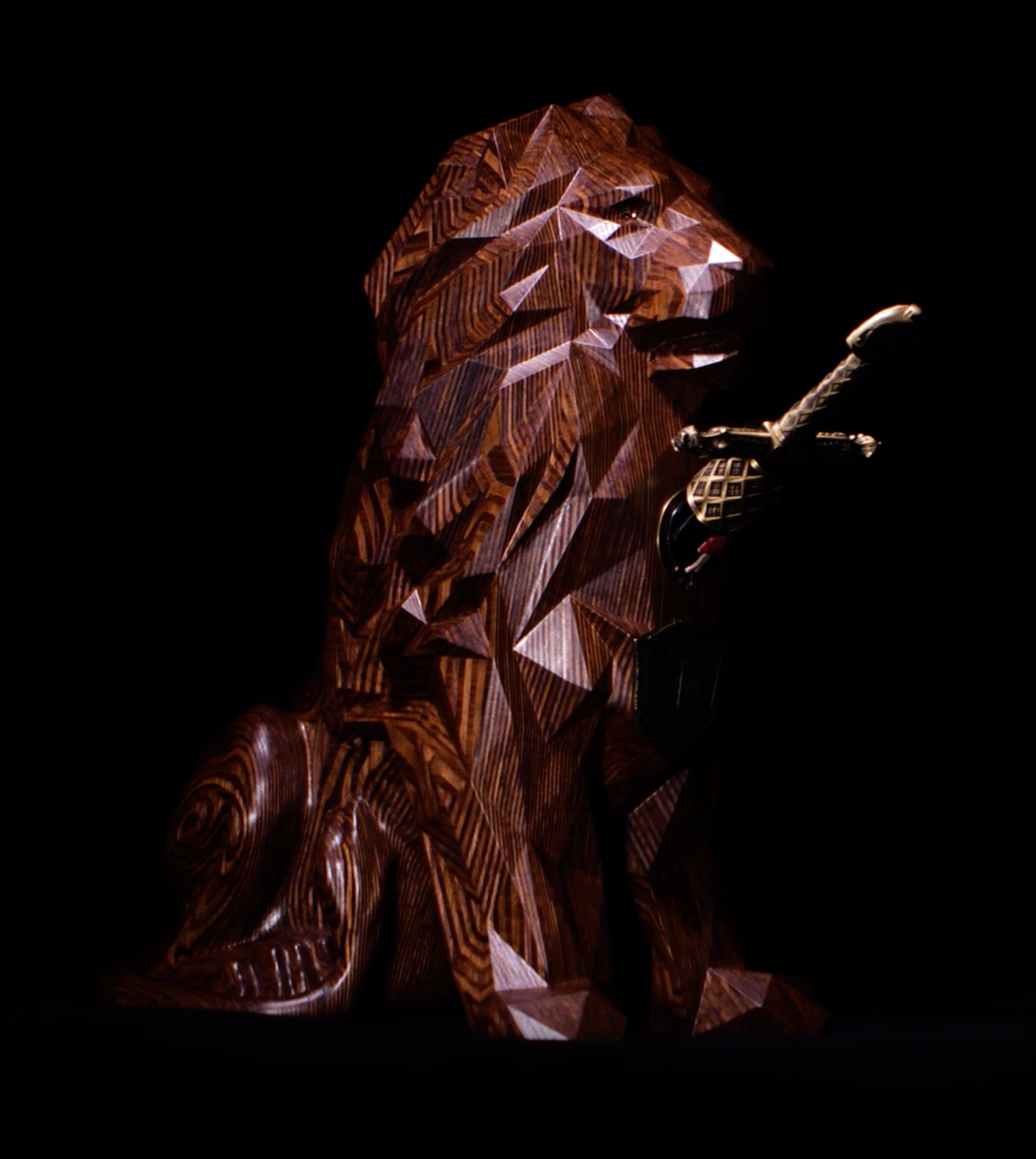 The living sculpture of Champagne | Paul Hartwood Wonders of Luxury - Paul Hartwood Champagne