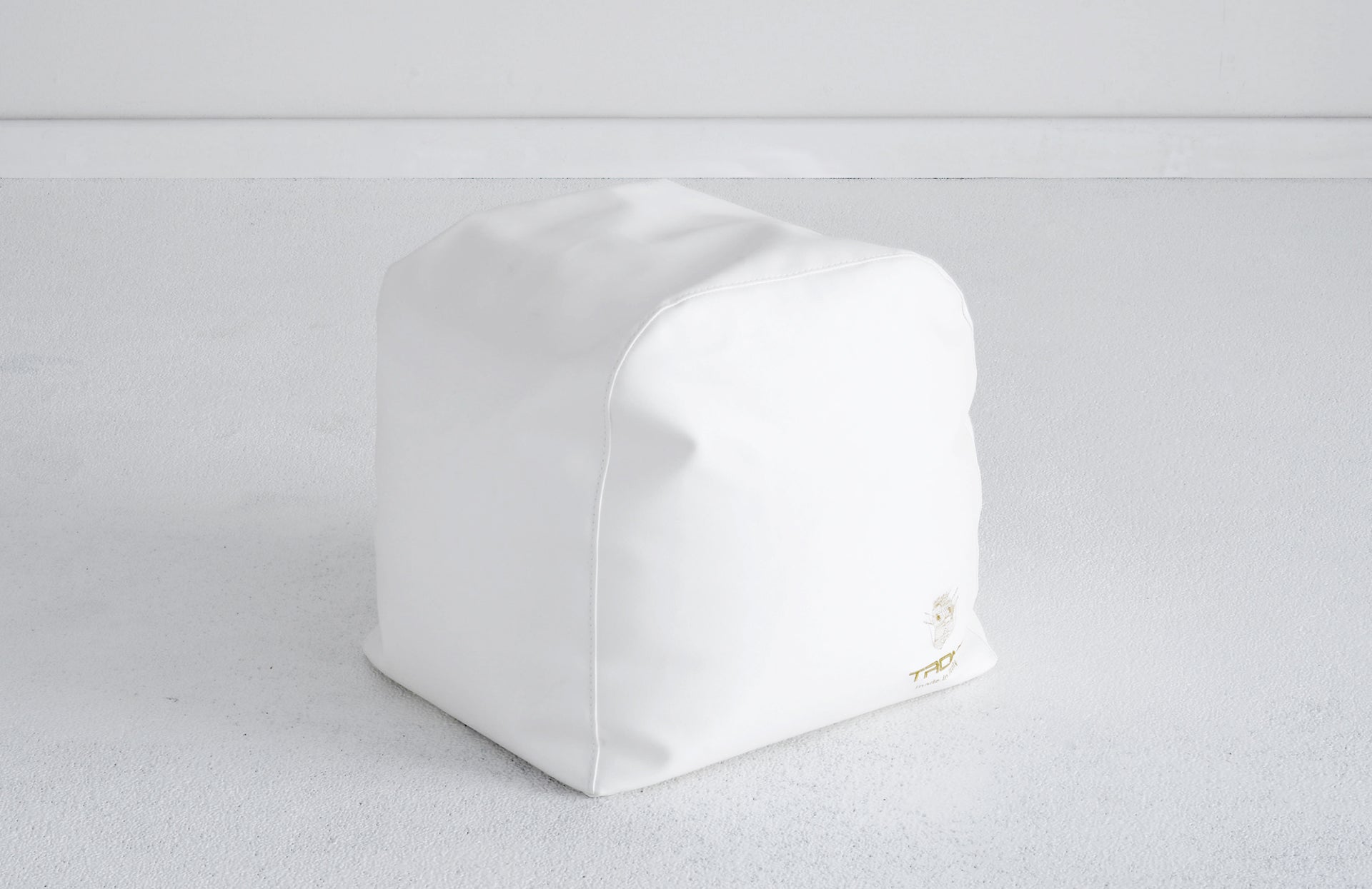 Trona Cloud Pouf Wonders of Luxury - Trona